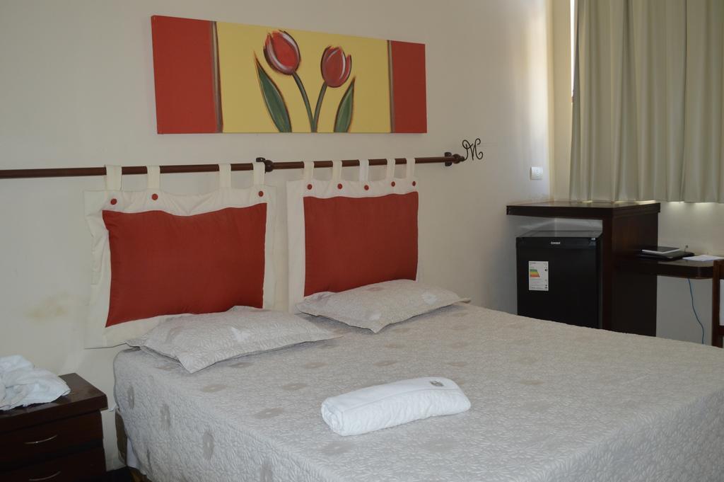 Hotel Monte Rey Монтис Кларос Стая снимка