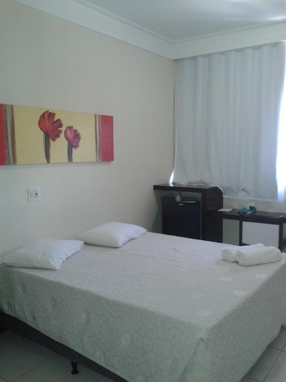 Hotel Monte Rey Монтис Кларос Екстериор снимка