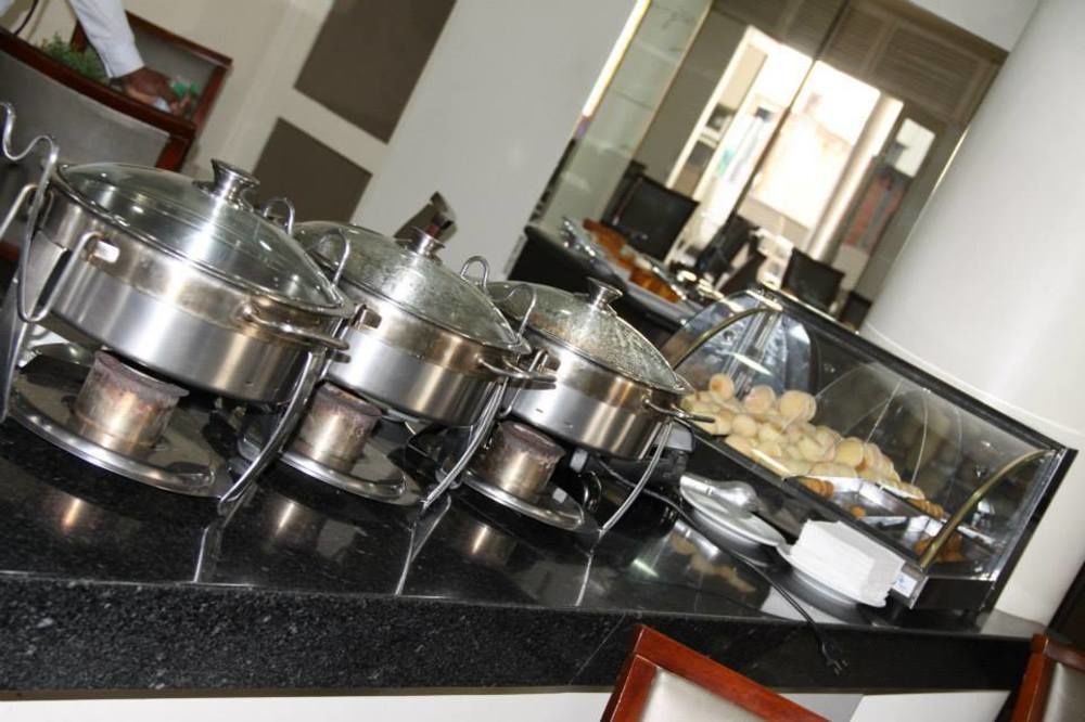 Hotel Monte Rey Монтис Кларос Екстериор снимка