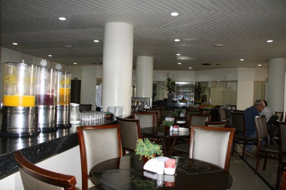 Hotel Monte Rey Монтис Кларос Екстериор снимка