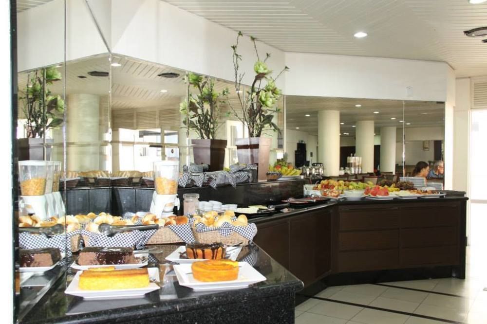 Hotel Monte Rey Монтис Кларос Екстериор снимка