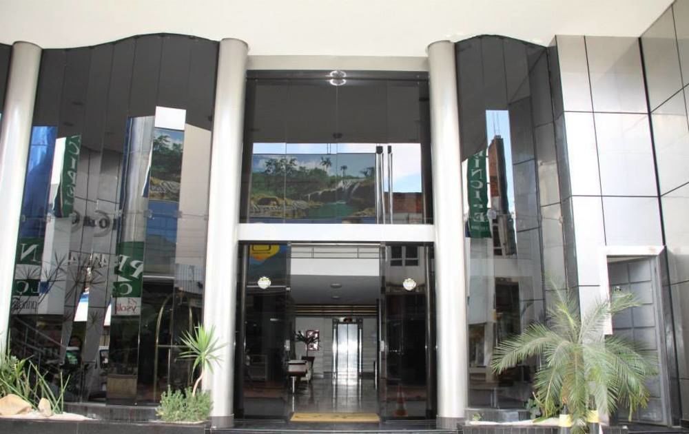Hotel Monte Rey Монтис Кларос Екстериор снимка